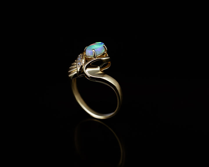 Crystal Opal Ring in 18ct Gold