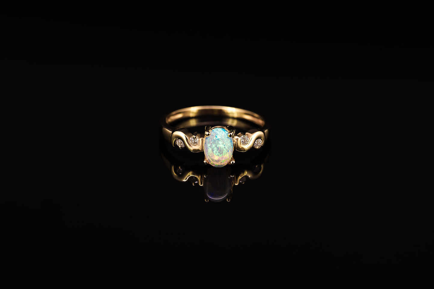 Crystal Opal Ring in 14ct Gold