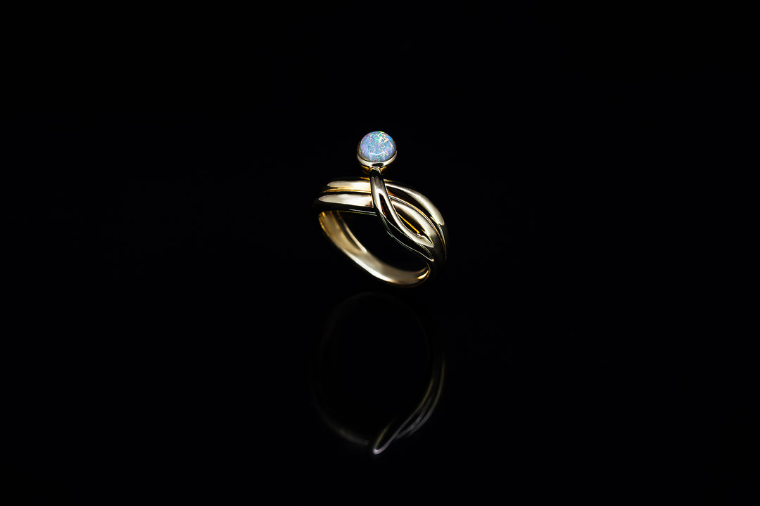 Crystal Opal Ring in 18ct Gold