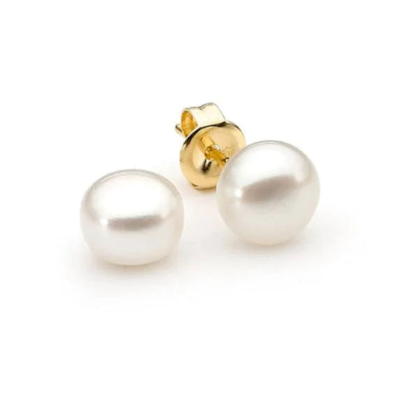 Treat yourself or someone special to our dainty Luna Studs, featuring luminous freshwater pearls in your choice of white, pink, black, or grey. Available in a range of sizes and set in Sterling Silver or 9ct Yellow or White Gold, these timeless classics are perfect for any occasion – a gift you&