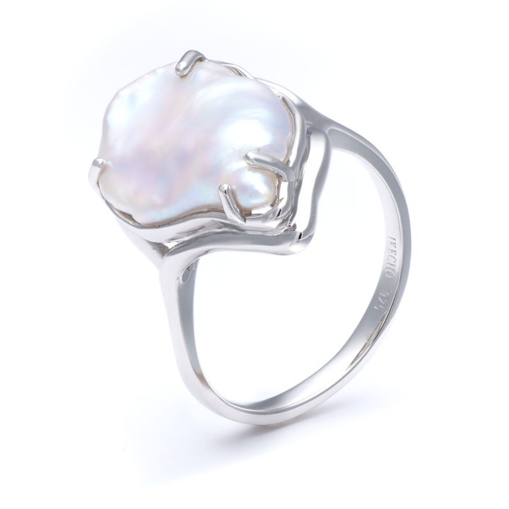 Amara Ring
