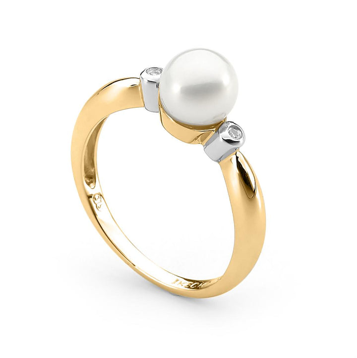 Charlotte Freshwater Ring