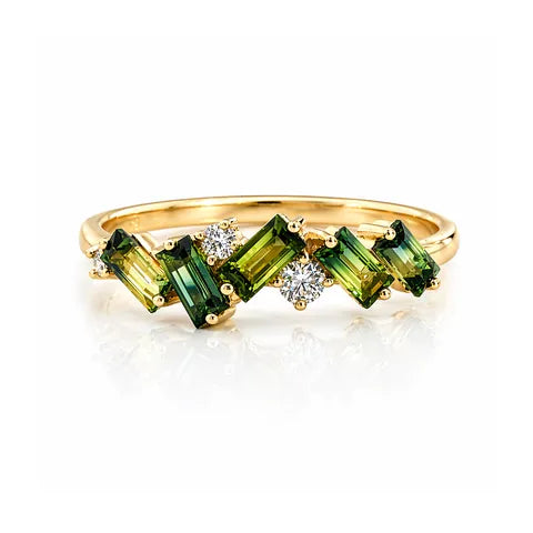 Crafted from 9ct yellow gold
Features a parti sapphire
Accented with natural diamonds
Elegant and timeless design
Beautiful contrast of sapphire and diamond sparkle