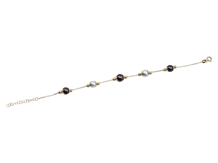 Black and White Pearl Bracelet