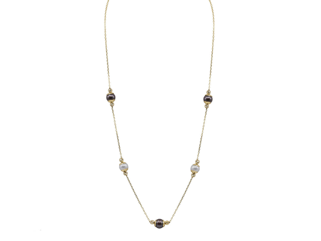 Black and White Pearl Necklace